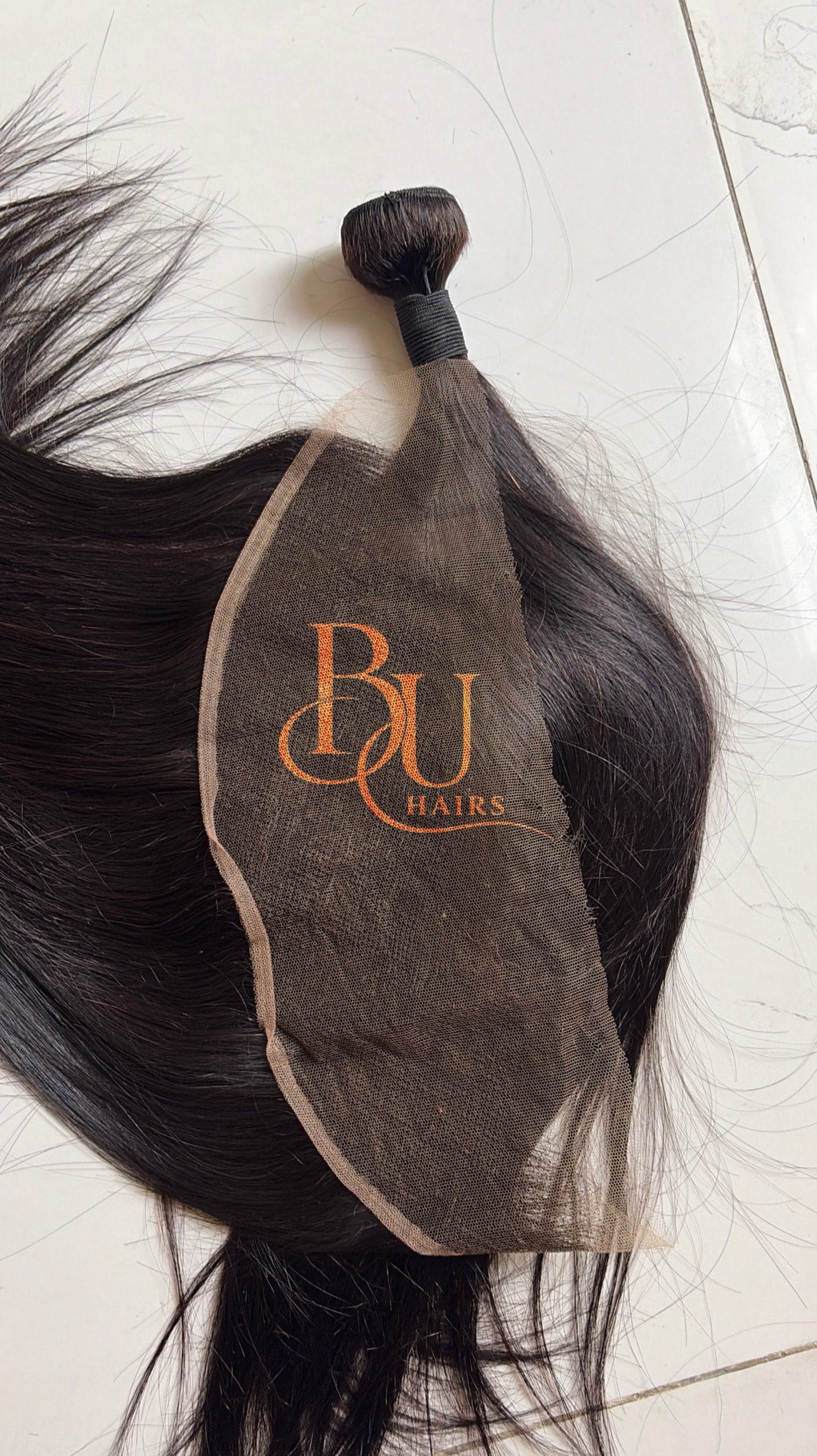 PONYTAIL FRONTAL COMBO - HD Lace Frontal + SDD Silky Straight Bundle 2 PONYTAIL FRONTAL COMBO - HD Lace Frontal + SDD Silky Straight Bundle - Image 2